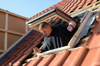 Pose de fenêtres de toit Velux à Jézeau